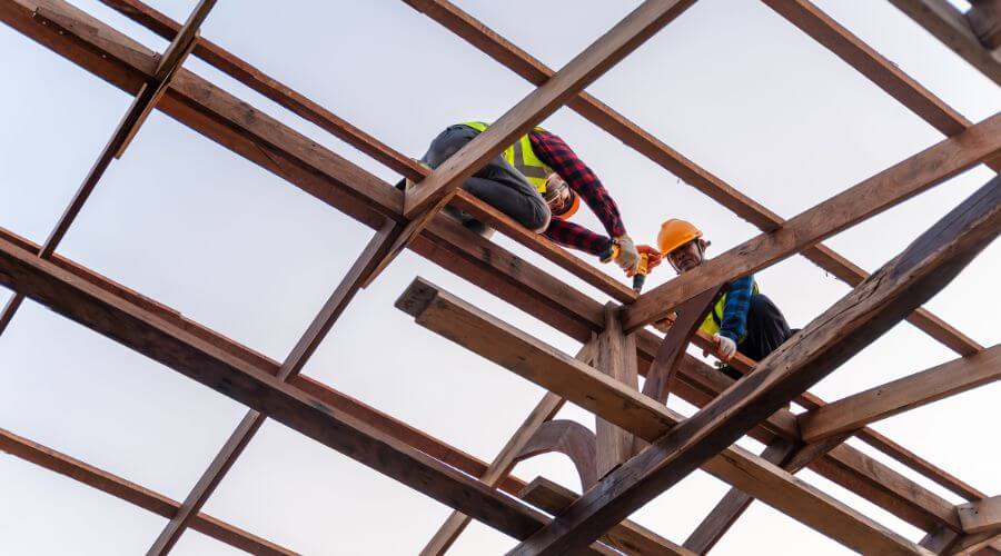 Professional gutter cleaning services in Corolla, NC